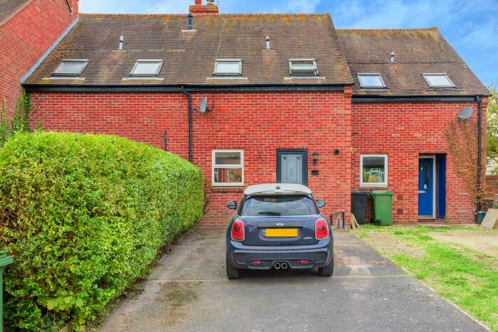 2 Bedroom Terraced House To Rent In Didcot, Oxfordshire, OX11