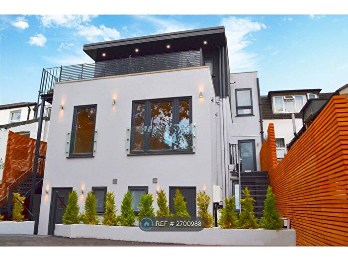 1 Bedroom Flat To Rent In High Street, Thornton Heath, CR7