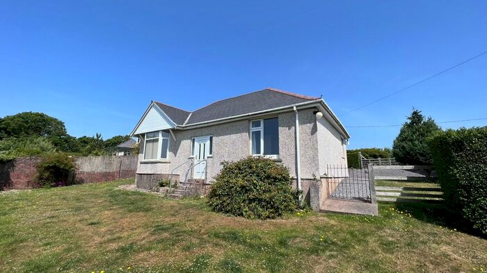 3 Bedroom Detached Bungalow For Sale In Greenways, Port Eynon, Swansea, SA3