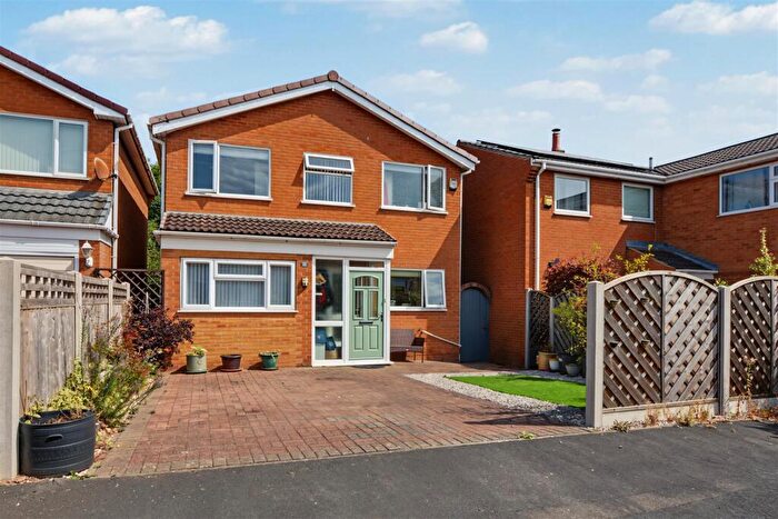 4 Bedroom Detached House For Sale In The Paddocks, Sandiacre, Nottingham, NG10