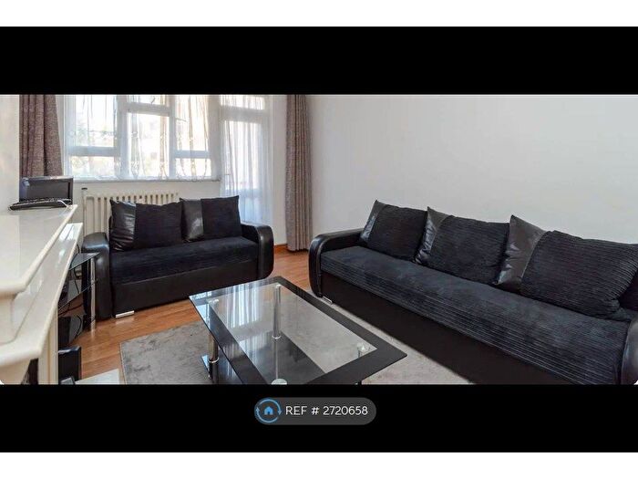 2 Bedroom Flat To Rent In Broughton Road, London, W13