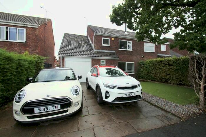 3 Bedroom Semi-Detached House To Rent In Moor Allerton Drive, Moortown, Leeds, LS17