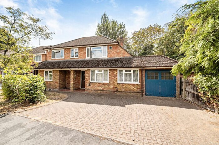 7 Bedroom Detached House For Sale In Woodridge Close, Bracknell, Berkshire, RG12