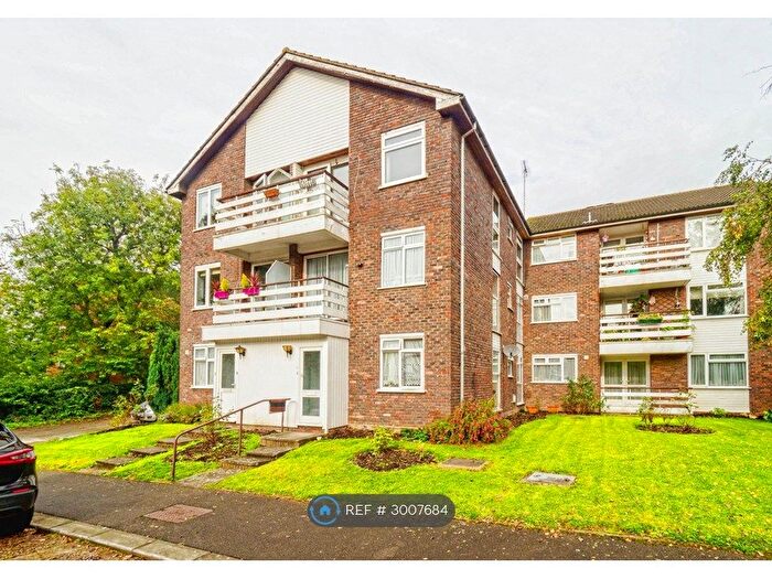 1 Bedroom Flat To Rent In Aran Drive, Stanmore, HA7