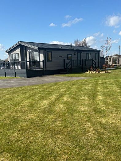 2 Bedroom Park Home For Sale In Vicarage Lane, Long Sutton, Spalding, PE12