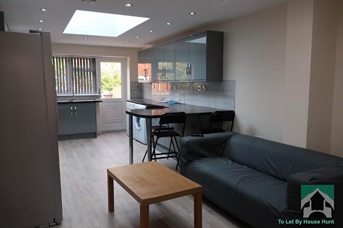 5 Bedroom Terraced House To Rent In Dawlish Road, Birmingham, B29