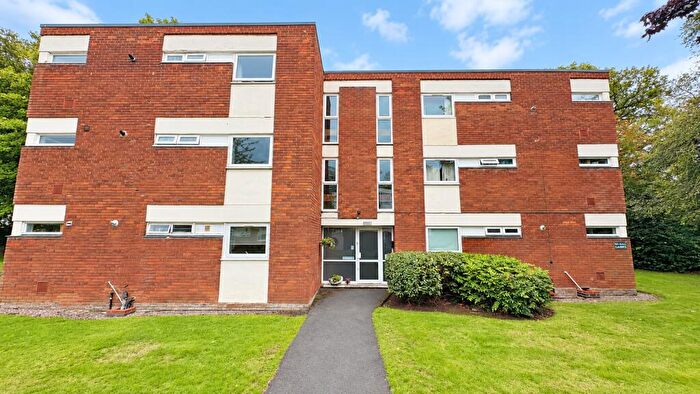 2 Bedroom Apartment To Rent In Flat, Edencroft, Wheeleys Road, Birmingham, B15