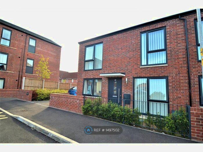 2 Bedroom Semi-Detached House To Rent In Brian Harrison Close, Manchester, M20