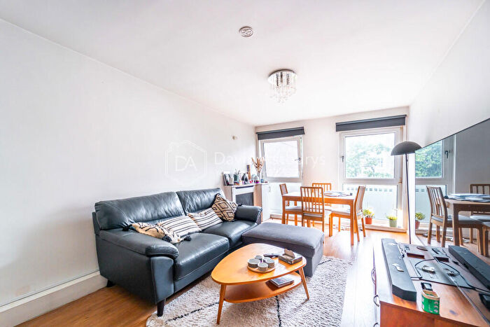 1 Bedroom Flat To Rent In Elia Street, Islington, London, N1