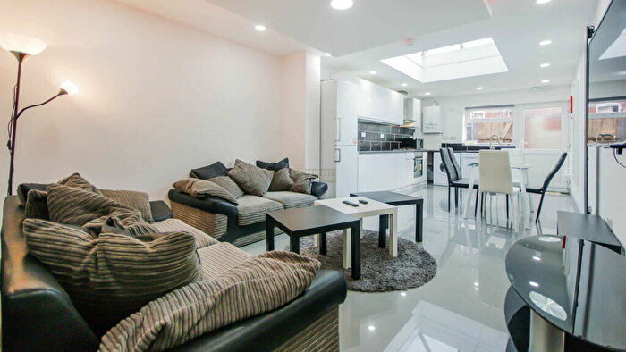 5 Bedroom Terraced House To Rent In Unity Place, Selly Oak, Birmingham, B29