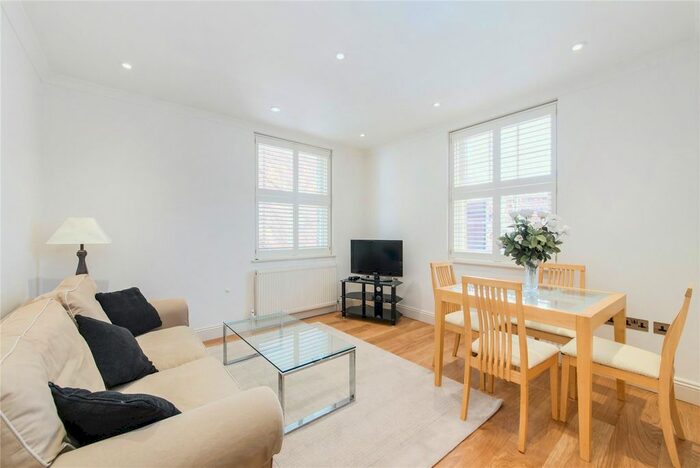 1 Bedroom Flat To Rent In Pavilion Road, Knightsbridge, London, SW1X