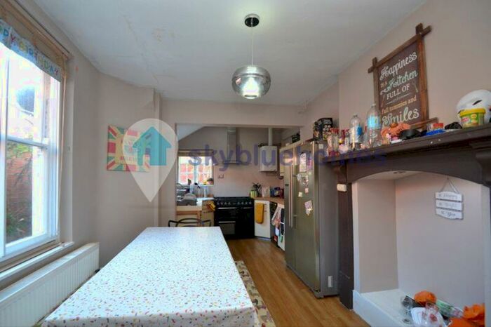 7 Bedroom Town House To Rent In West Street, Leicester, LE1