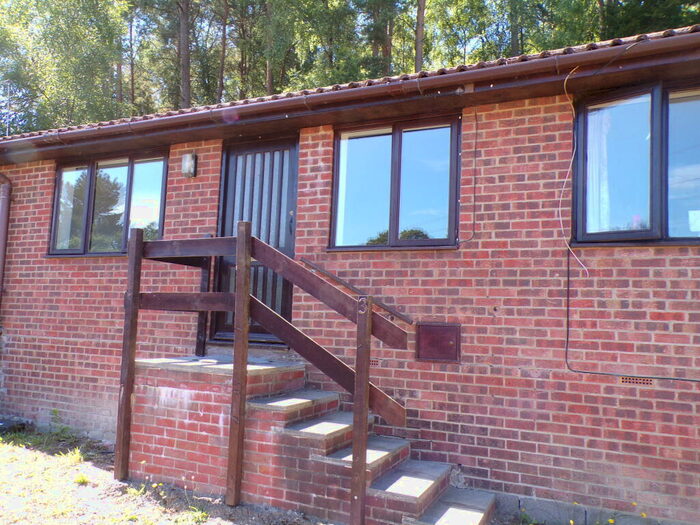 2 Bedroom House To Rent In Hurn Road, BH24