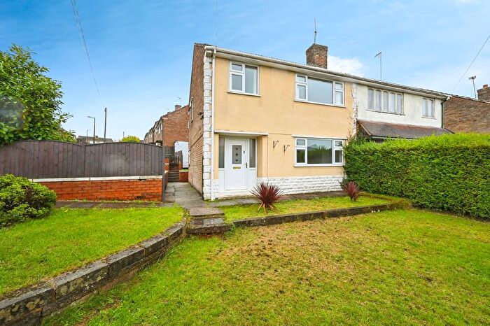 3 Bedroom Semi-Detached House For Sale In Farm View Road, Kirkby-In-Ashfield, Nottingham, Nottinghamshire, NG17