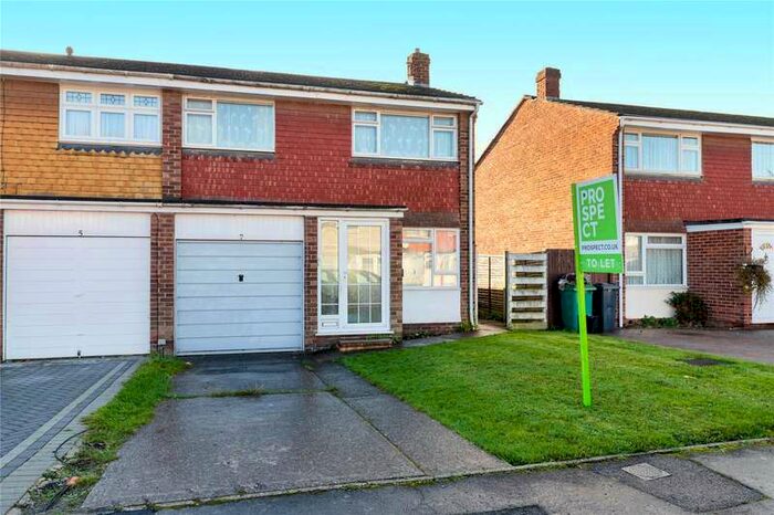 3 Bedroom Semi-Detached House To Rent In Westbrook Road, Reading, Berkshire, RG30