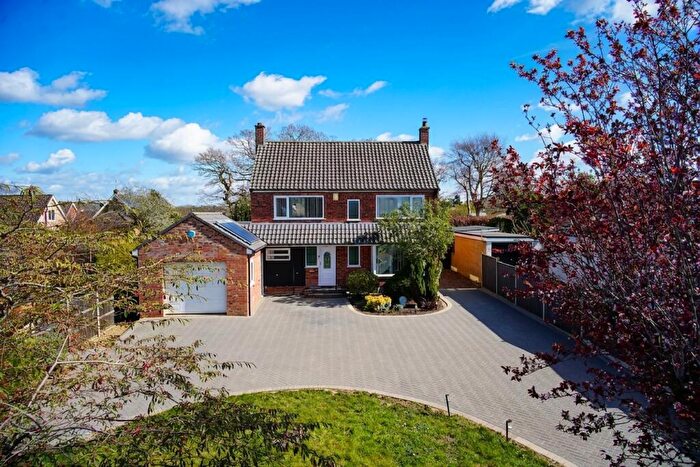 4 Bedroom Detached House For Sale In Hill Road, Costessey, Norwich, NR5