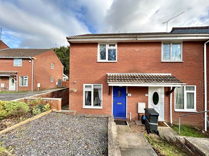2 Bedroom End Of Terrace House For Sale In Summerhouse View, Yeovil, Somerset, BA21