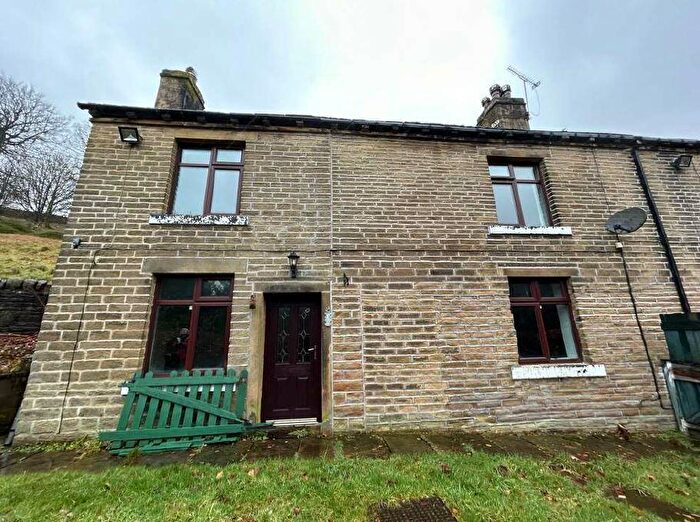 3 Bedroom End Of Terrace House To Rent In Jerusalem Lane, HX2