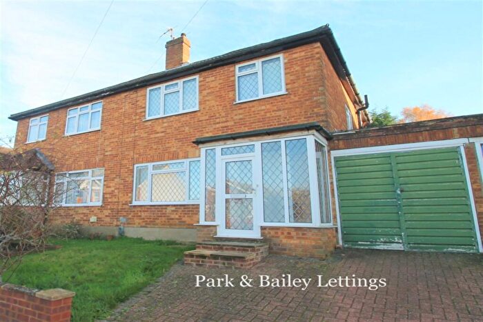 3 Bedroom House To Rent In Bedroom Semi Detached House In Caterham On The Hill, CR3