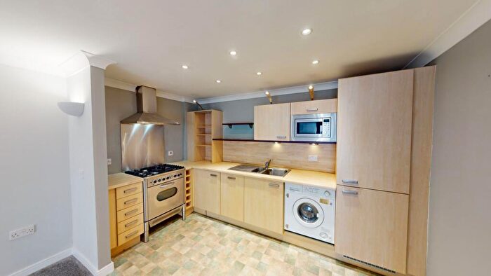 2 Bedroom Apartment To Rent In Vauxhall Street, Plymouth, PL4