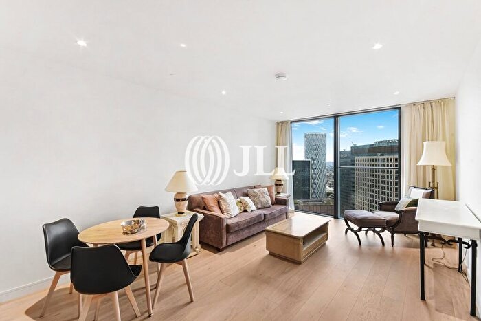 1 Bedroom Flat To Rent In Hampton Tower, Marsh Wall, E14