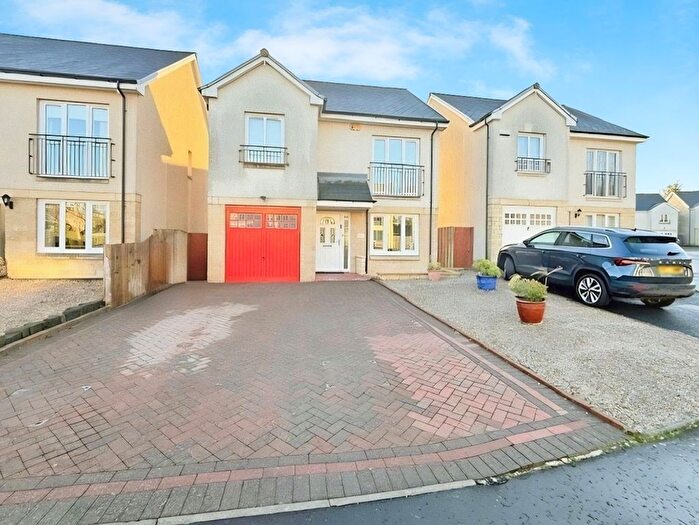 3 Bedroom Detached House For Sale In Loch Venachar Gardens, Glenrothes, KY6