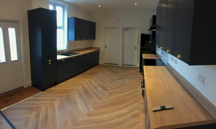 6 Bedroom Flat To Rent In Wellesley Avenue, Hull HU6