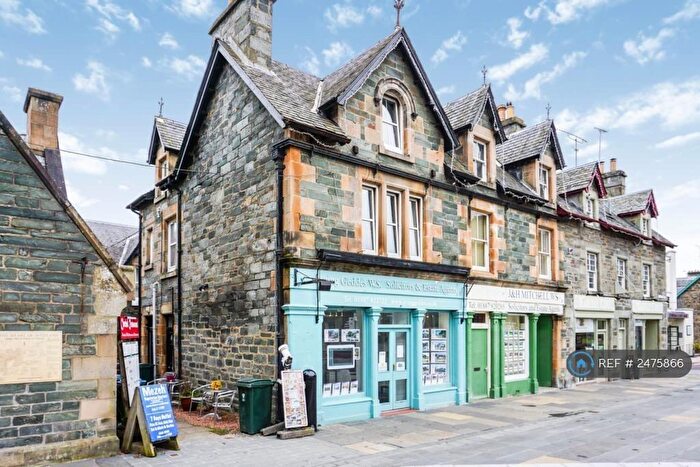 2 Bedroom Flat To Rent In The Square, Aberfeldy, PH15