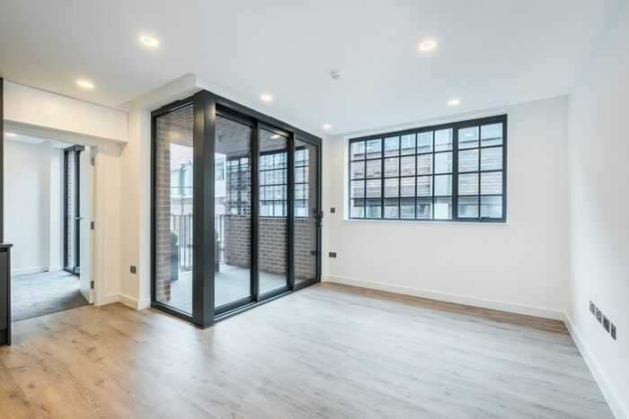 2 Bedroom Flat To Rent In Tilney Court, London, EC1V