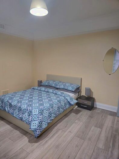 2 Bedroom Flat To Rent In Francis Road, London, E10