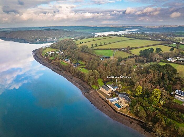 4 Bedroom Detached House For Sale In Cosheston, SA72