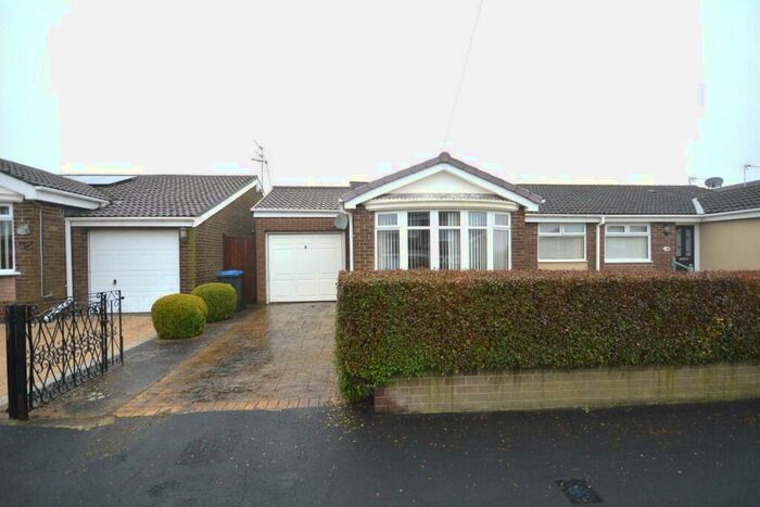 3 Bedroom Semi-Detached Bungalow For Sale In Rydal Grove, West Auckland, Bishop Auckland, DL14