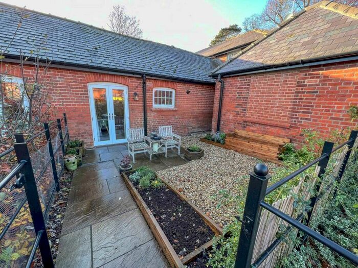 1 Bedroom House To Rent In Ratcliffe Court, Cholsey, OX10