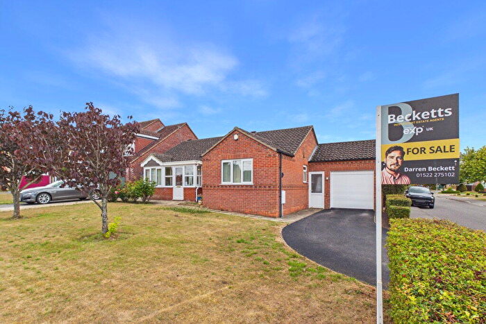 3 Bedroom Detached Bungalow For Sale In Heath Road, Navenby, Lincoln, LN5