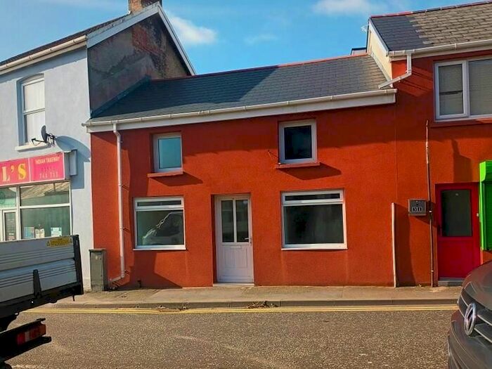 Property To Rent In Thomas Street, Llanelli, SA15