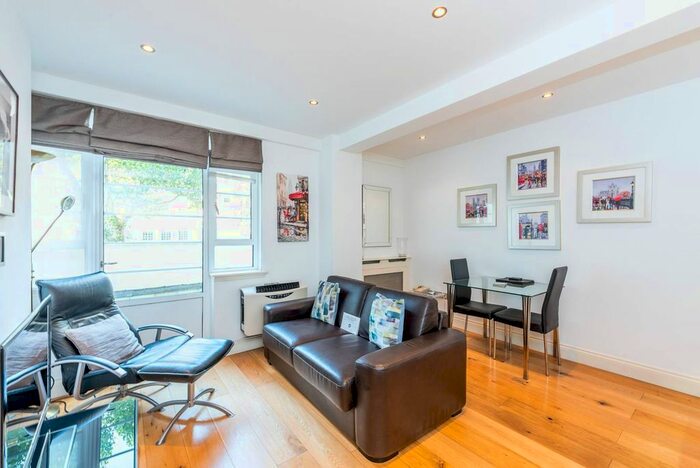 1 Bedroom Flat To Rent In Sloane Avenue, Chelsea, London, SW3