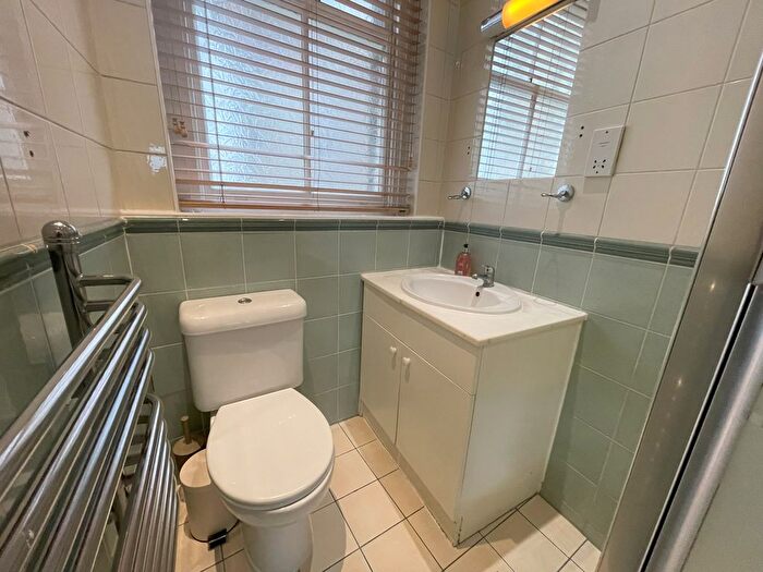 1 Bedroom Flat To Rent In White Horse Street, London, W1J