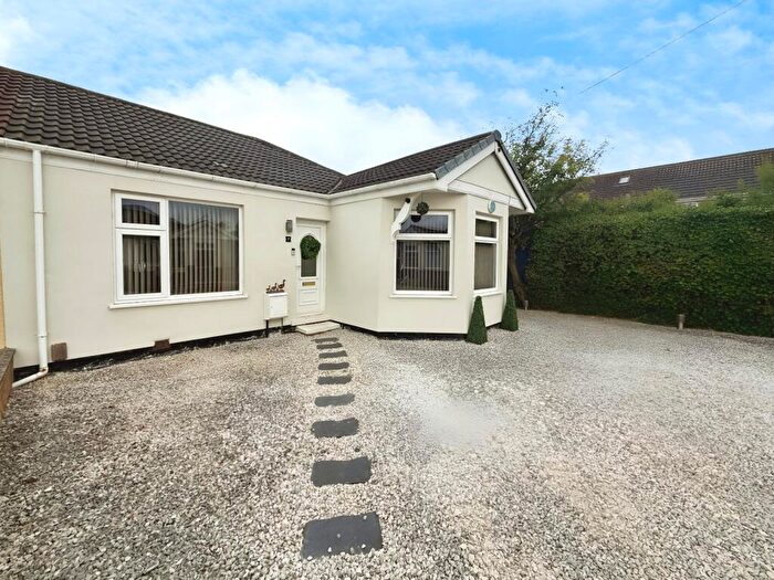 3 Bedroom Bungalow For Sale In Fannystone Road, Grimsby, South Humberside, DN34