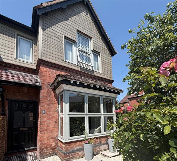 3 Bedroom Semi-Detached House For Sale In Edward Road, West Bridgford, Nottingham, NG2
