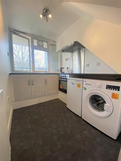 1 Bedroom Property To Rent In Pembury Road, London, N17