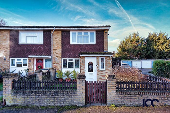 3 Bedroom End Terrace House For Sale In Newent Close, Carshalton, SM5