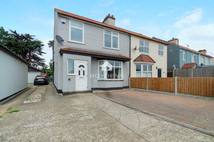 3 Bedroom Terraced House To Rent In Frinton Road, Kirby Cross, CO13