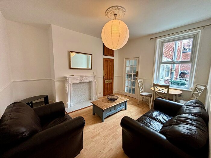 2 Bedroom Flat To Rent In Ancrum Street, Newcastle Upon Tyne, NE2