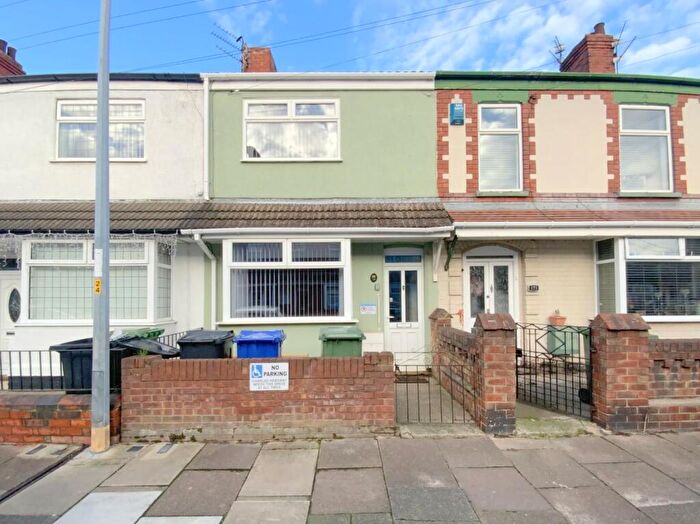 2 Bedroom Terraced House For Sale In Cooper Road, Grimsby, DN32