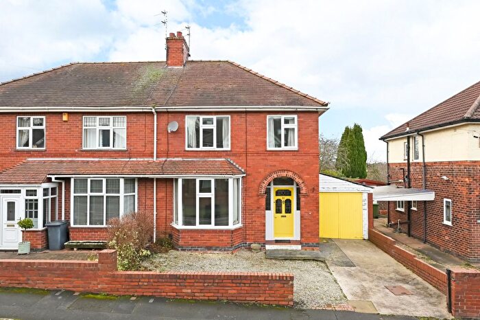 3 Bedroom Semi-Detached House For Sale In Malvern Avenue, Boroughbridge Road, York, YO26