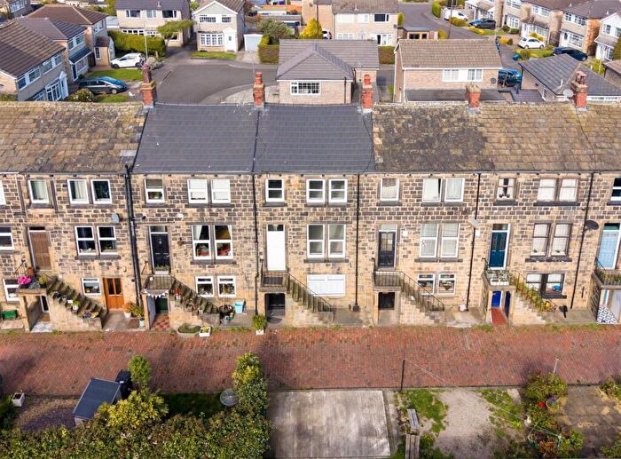 3 Bedroom Terraced House For Sale In Sandhurst Street, Calverley, Pudsey, LS28