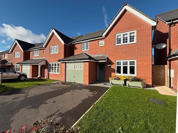 4 Bedroom Detached House For Sale In Lewis Way, Congleton, CW12
