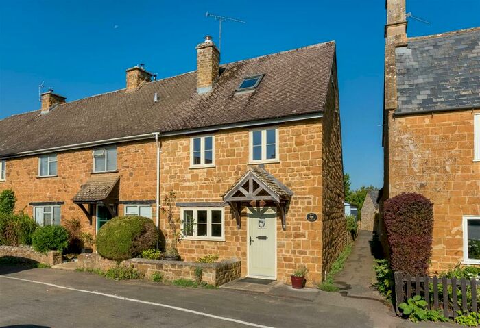 3 Bedroom Cottage For Sale In Lower Green, Ilmington, Shipston-on-Stour, CV36