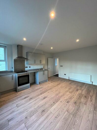 1 Bedroom Apartment To Rent In Sorren House, Sowerby Bridge, HX6