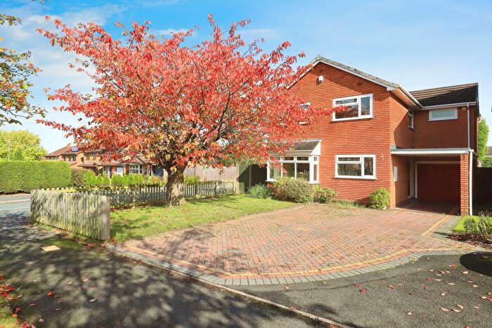 4 Bedroom Detached House For Sale In Siskin Way, Kidderminster, Worcestershire, DY10